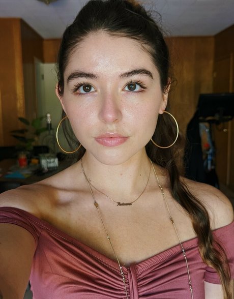 LadiesRT onlyfans model