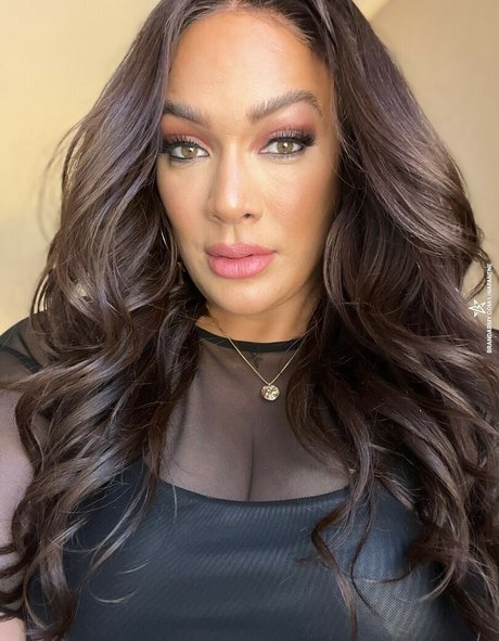 Nia Jax Lina Fanene onlyfans
