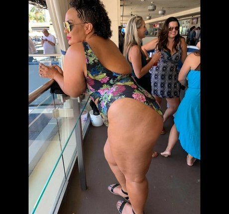 Nia Jax Lina Fanene free onlyfans