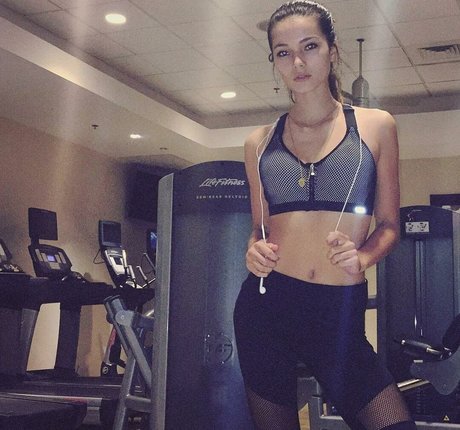 ohwhatafox desnuda onlyfans