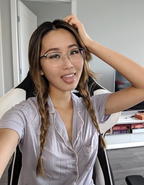 Trulyyoulee onlyfans leaked