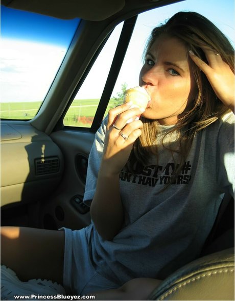 PrincessBlueyez nude onlyfans