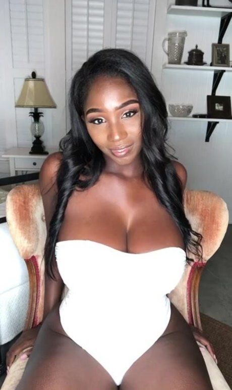 Ellie Mae porn onlyfans leaks