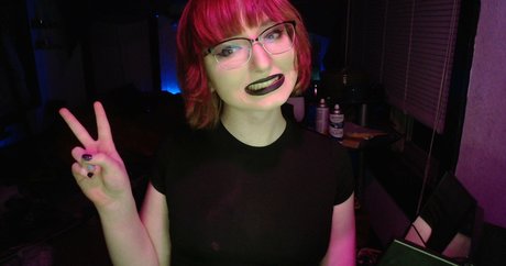 TooMuchTimeMyself onlyfans leaked pictures