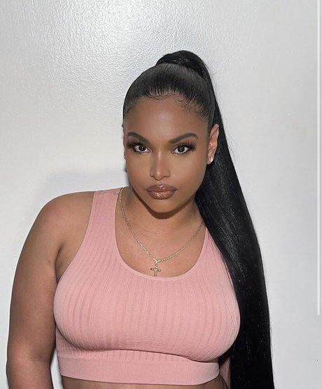 Ts Beauty Monroe onlyfans creator