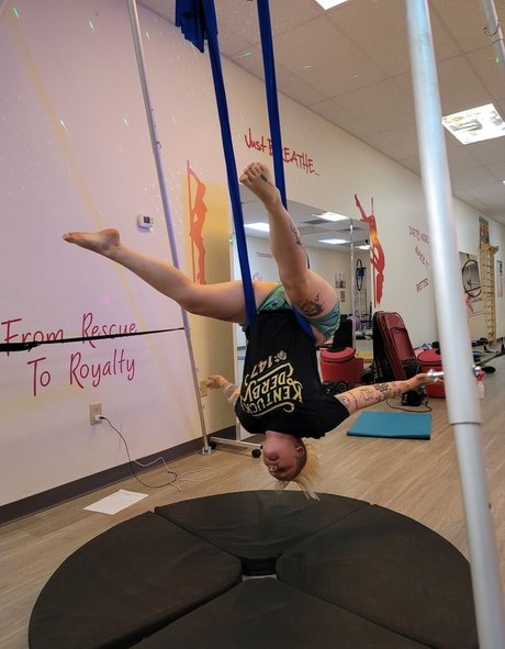 Skeletons twin leaked onlyfans naked