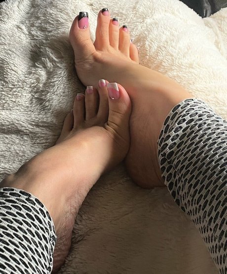 OGTwinkleToes onlyfans archives