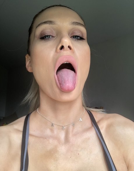Anna Opsal onlyfans free