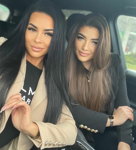 ilailonaa onlyfans sexy