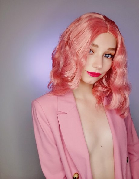 Moonychka strip onlyfans