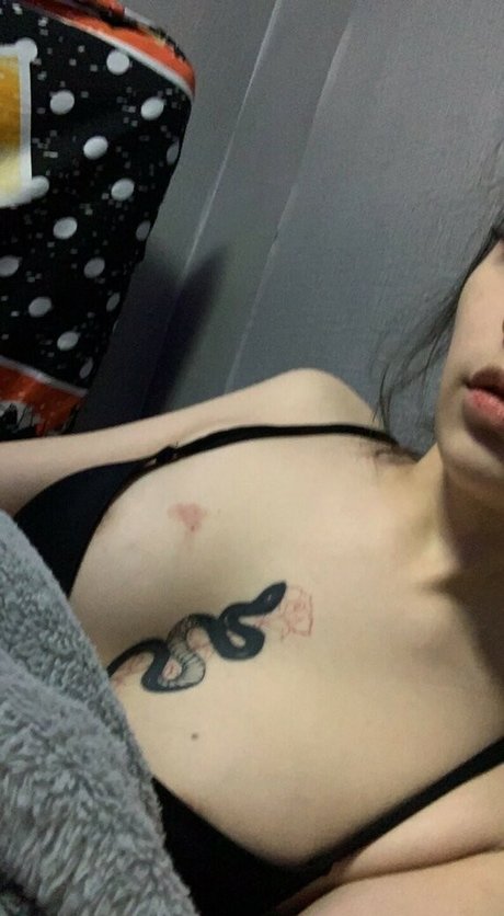 cassie loveyo only fans pics