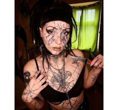 Bastet Beast onlyfans explicit content