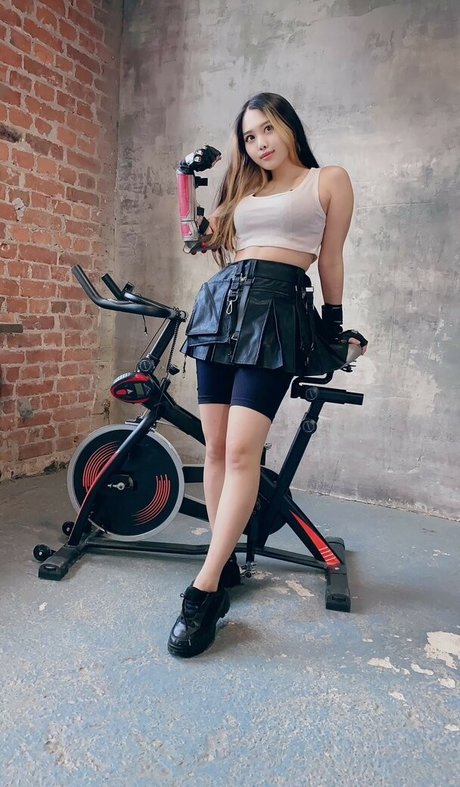 Yumi Waifu onlyfans nude pictures