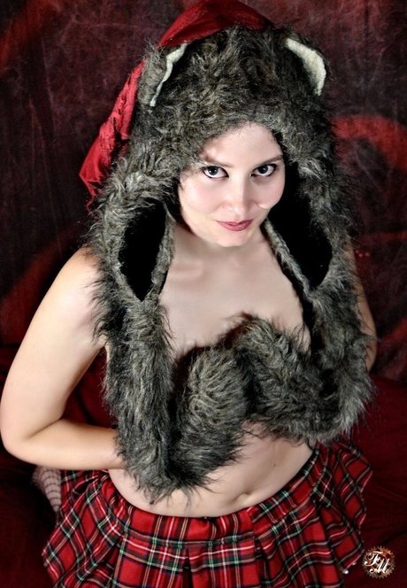 Avalon Zuercher Profile pic