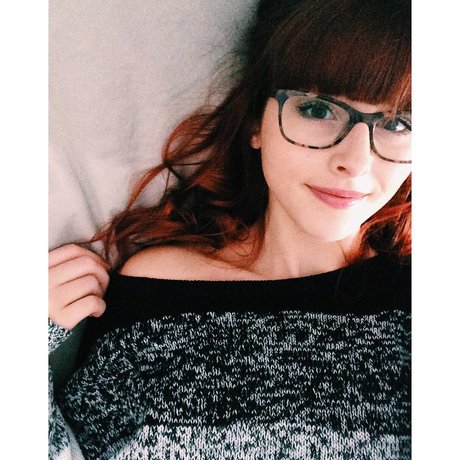 elie dr topless onlyfans