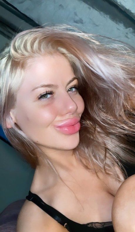 Jasmin Heaney naked on onlyfans