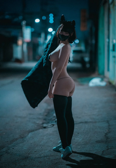 Djawa Jenny only fans nude