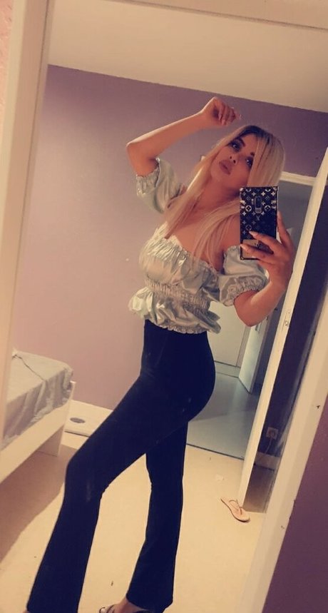 Ahlem nude leak onlyfans