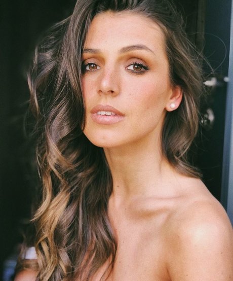 Alice Llenas leaked onlyfans.