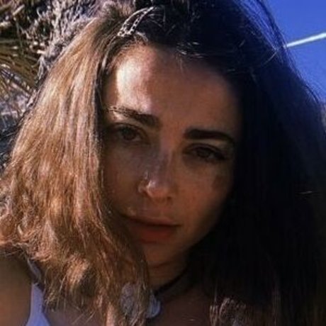 Alexi Pappas onlyfans star