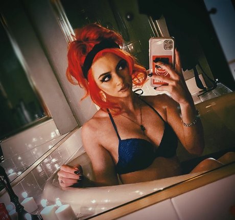 Gigi Dolin onlyfans ass