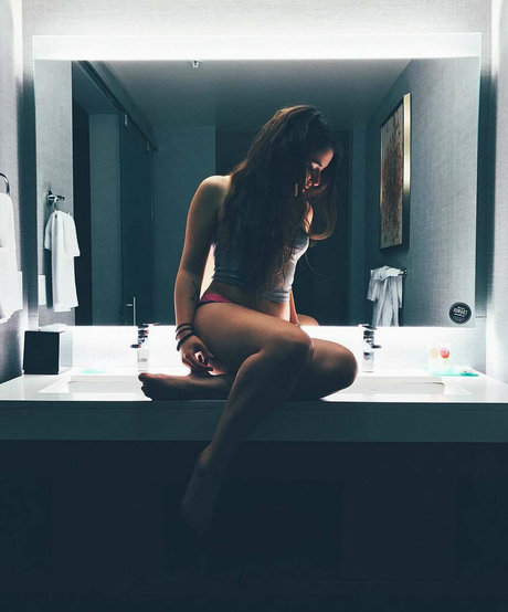 Autumn Farrell only fans leaks