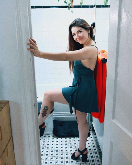 Autumn Farrell nudes onlyfans leak