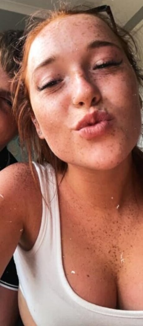 Karina Williamson onlyfans leak porn