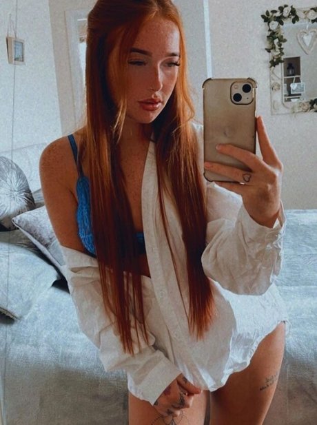 Karina Williamson onlyfans strip