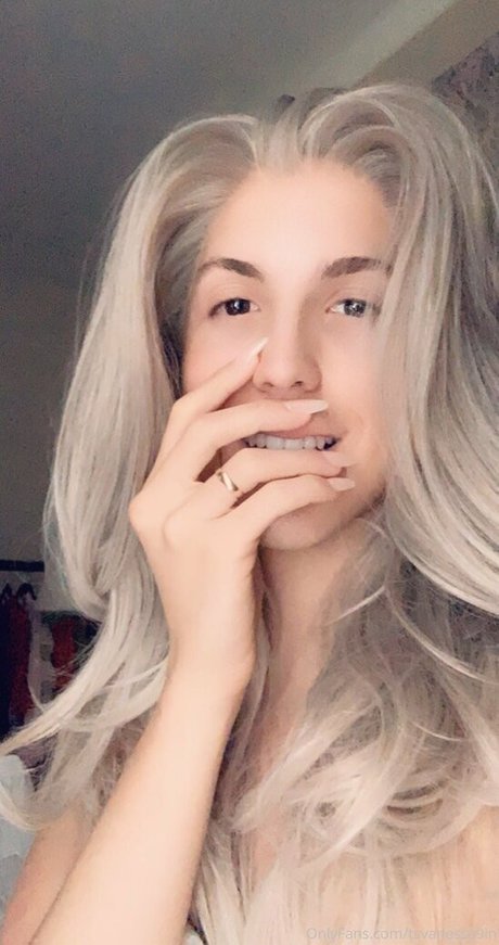 Vanessa9in xxx onlyfans