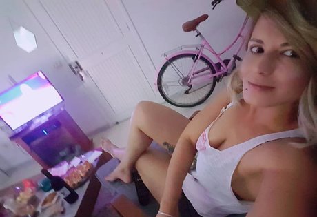 Aroua Dh only fans leaked porn