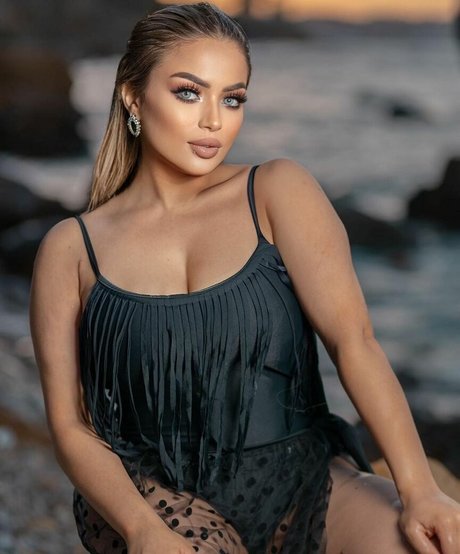 Deli Sana nude onlyfans pics