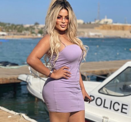 Deli Sana onlyfans leaks sex