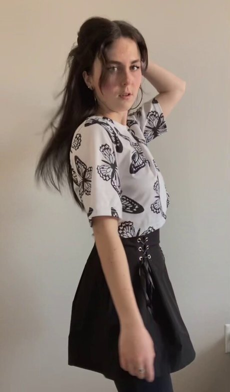 Olivia Evenstar onlyfans pic