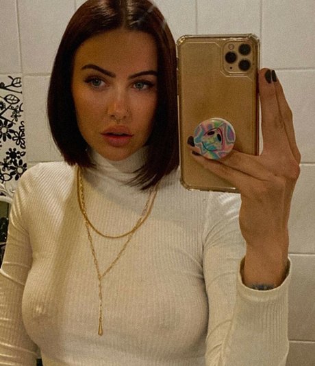 xlilysaffronx desnuda onlyfans