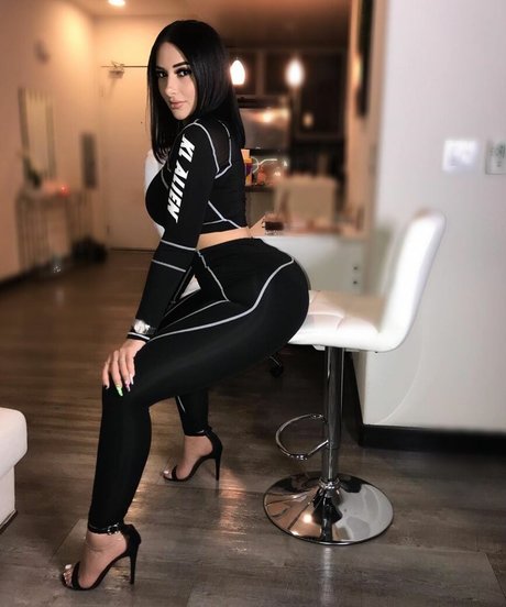 FeetByJo tits onlyfans