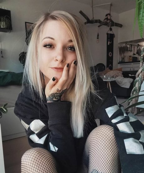 rainbowf0x hot onlyfans