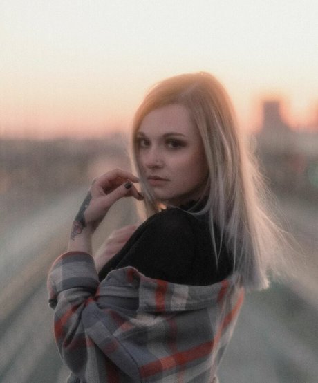 rainbowf0x onlyfans strip