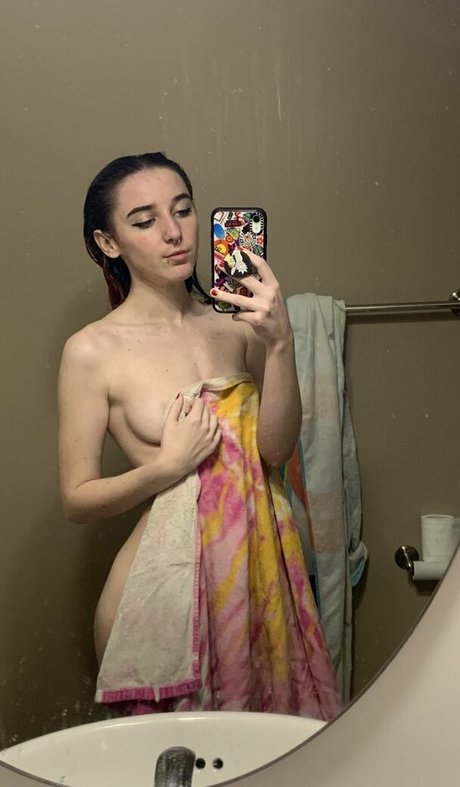 Jayde Vincent topless onlyfans