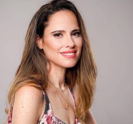 Alessandra Martin onlyfans leaks.