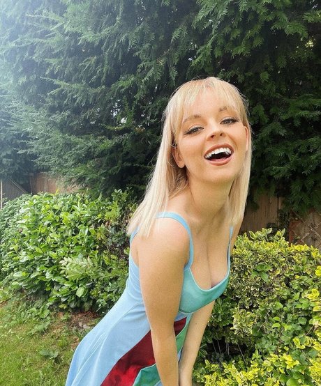 Emily Rose Perrin naked only fans