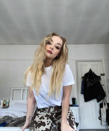 Emily Rose Perrin sextape onlyfans