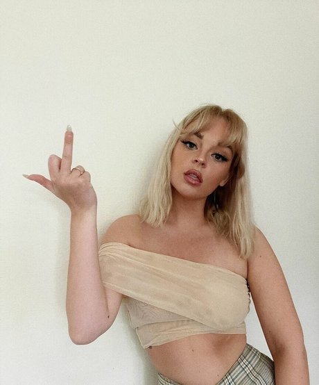 Emily Rose Perrin onlyfans leaked pictures