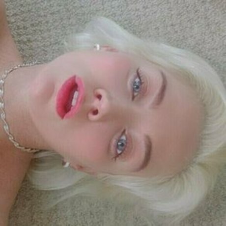 SophieBarnesUK onlyfans model photo