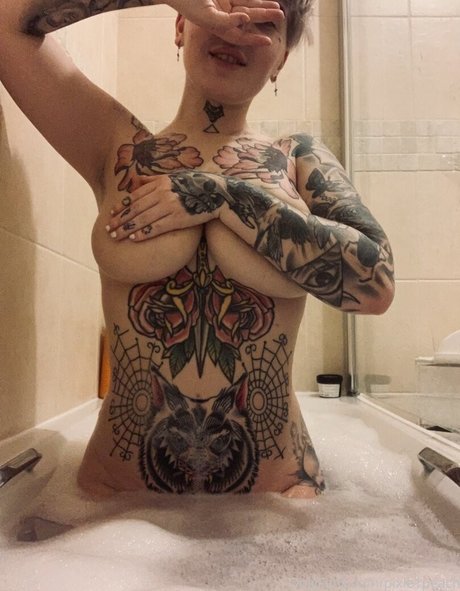 Pixie Peach onlyfans leaked photos