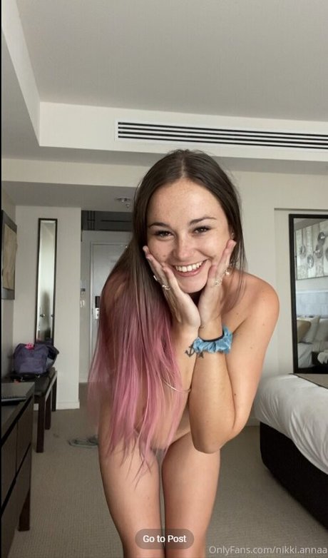 Nikki Annaa onlyfans naked