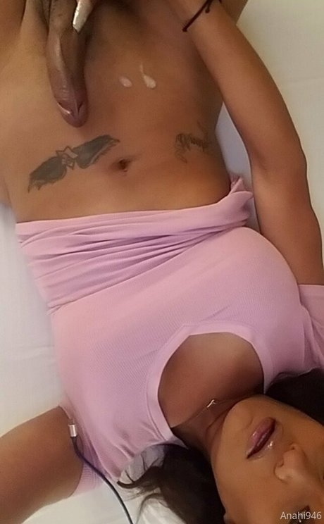 Anahi946 onlyfans model photo