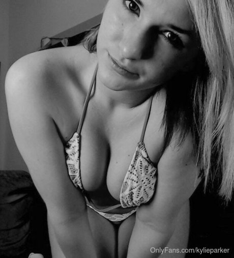 Kylie Parker onlyfans nude leak