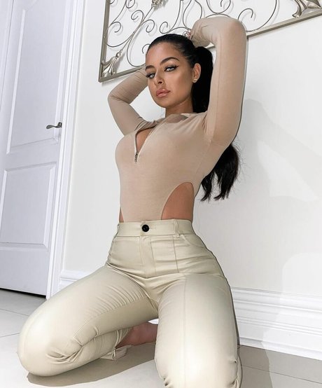 Vass iliki onlyfans mega