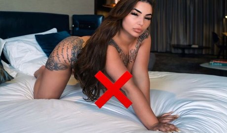 LouiseMcnamara onlyfans content type